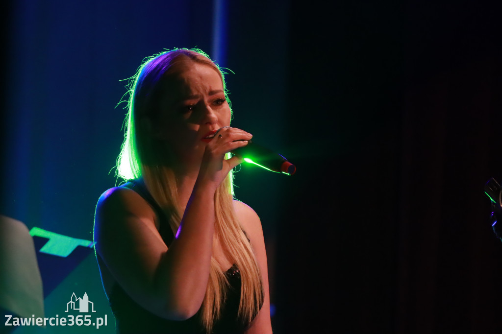 Fotorelacja Poręba: Koncert - Powróćmy jak za dawnych lat...
