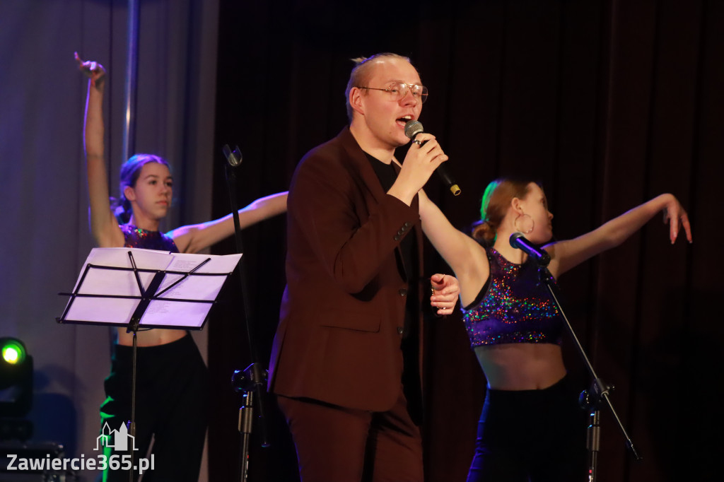 Fotorelacja Poręba: Koncert - Powróćmy jak za dawnych lat...