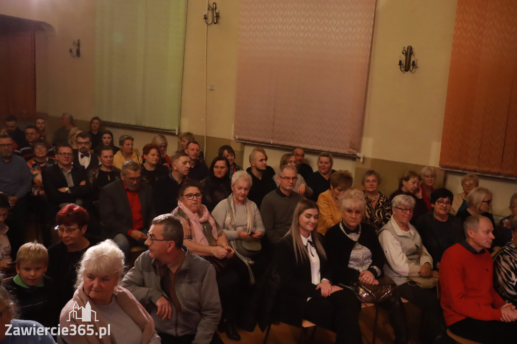 Fotorelacja: Koncert Filharmonia Jurajska  Świąteczne Opowieści.