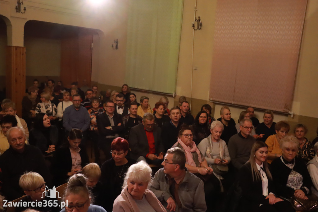 Fotorelacja: Koncert Filharmonia Jurajska  Świąteczne Opowieści.