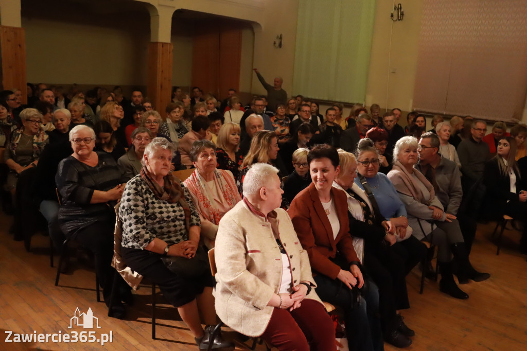 Fotorelacja: Koncert Filharmonia Jurajska  Świąteczne Opowieści.