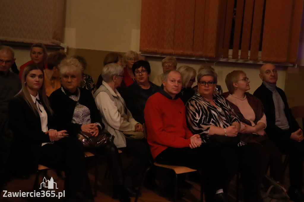 Fotorelacja: Koncert Filharmonia Jurajska  Świąteczne Opowieści.