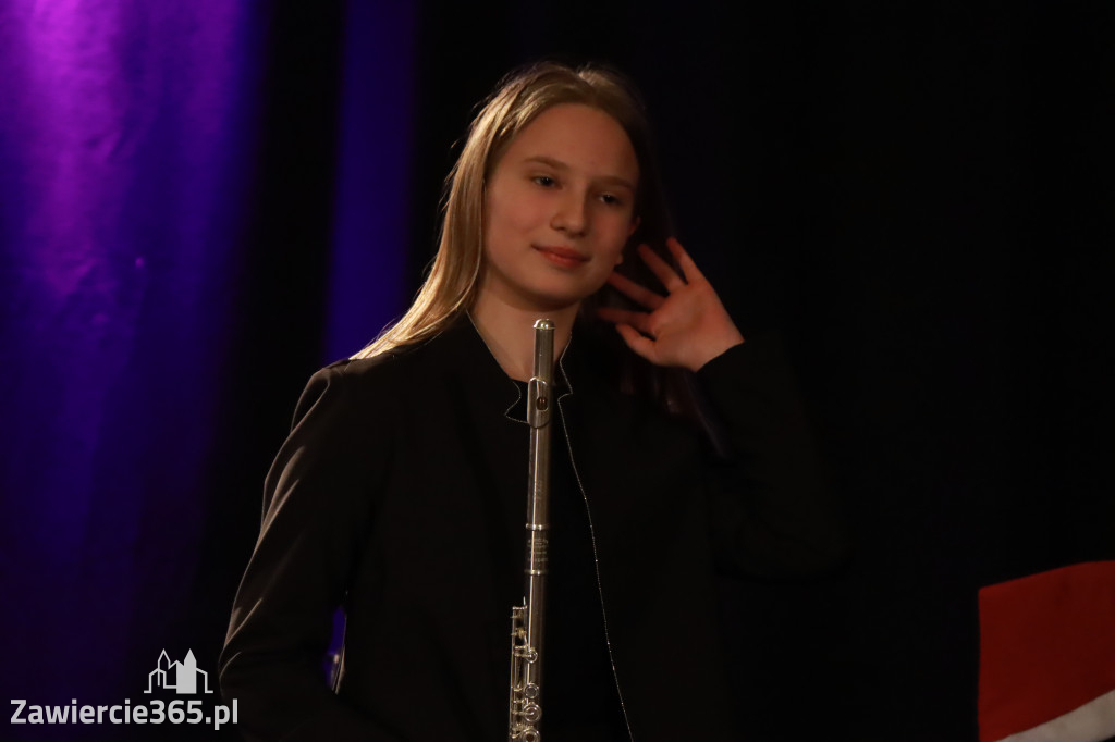 Fotorelacja: Koncert Filharmonia Jurajska  Świąteczne Opowieści.