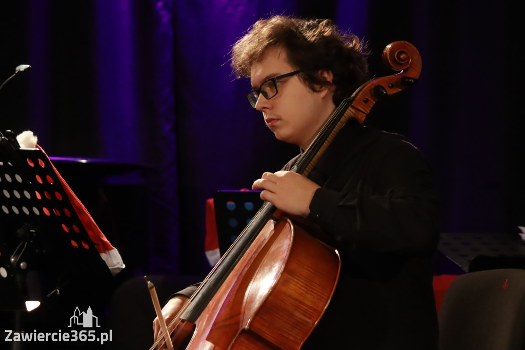 Fotorelacja: Koncert Filharmonia Jurajska  Świąteczne Opowieści.