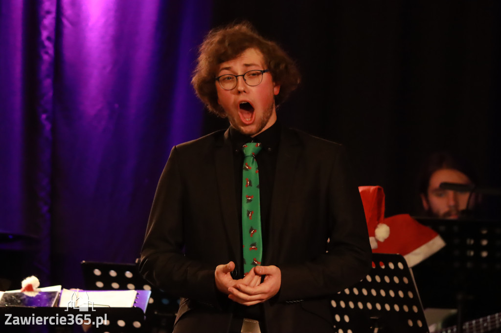 Fotorelacja: Koncert Filharmonia Jurajska  Świąteczne Opowieści.