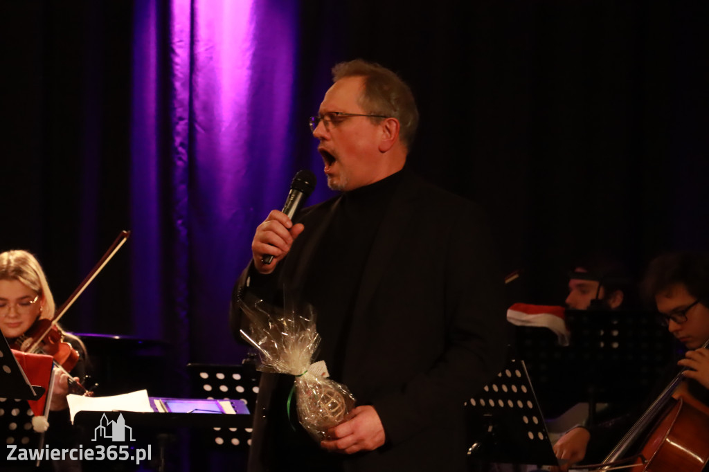 Fotorelacja: Koncert Filharmonia Jurajska  Świąteczne Opowieści.