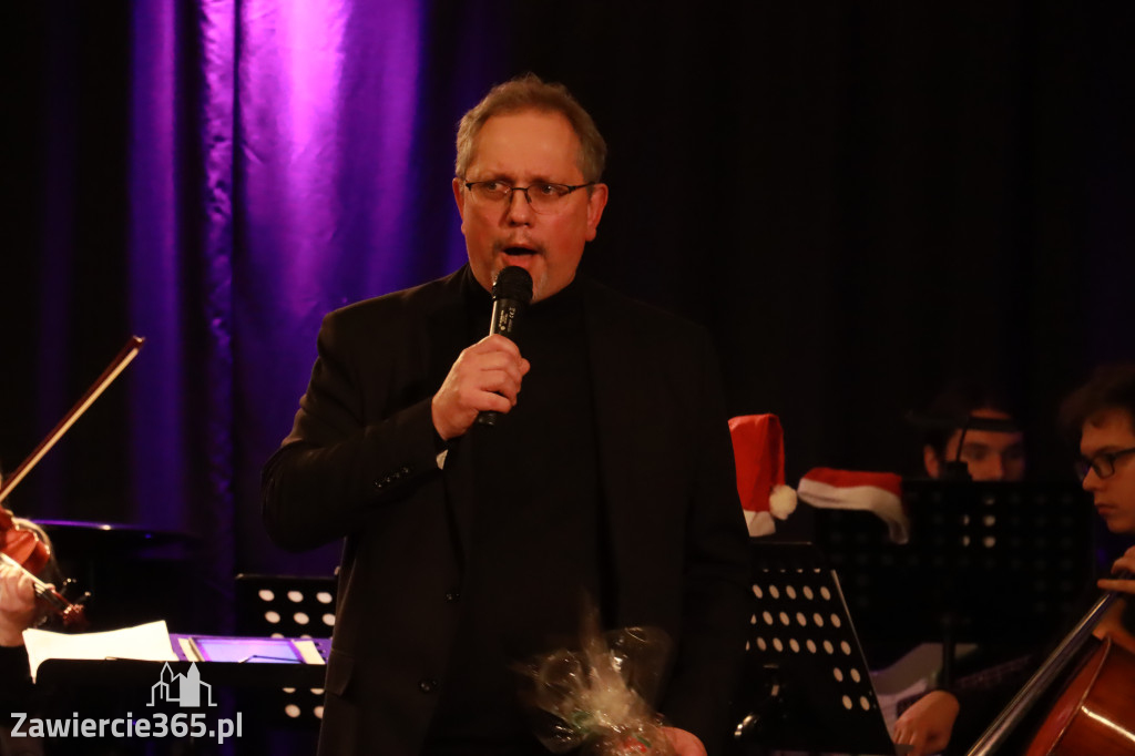 Fotorelacja: Koncert Filharmonia Jurajska  Świąteczne Opowieści.
