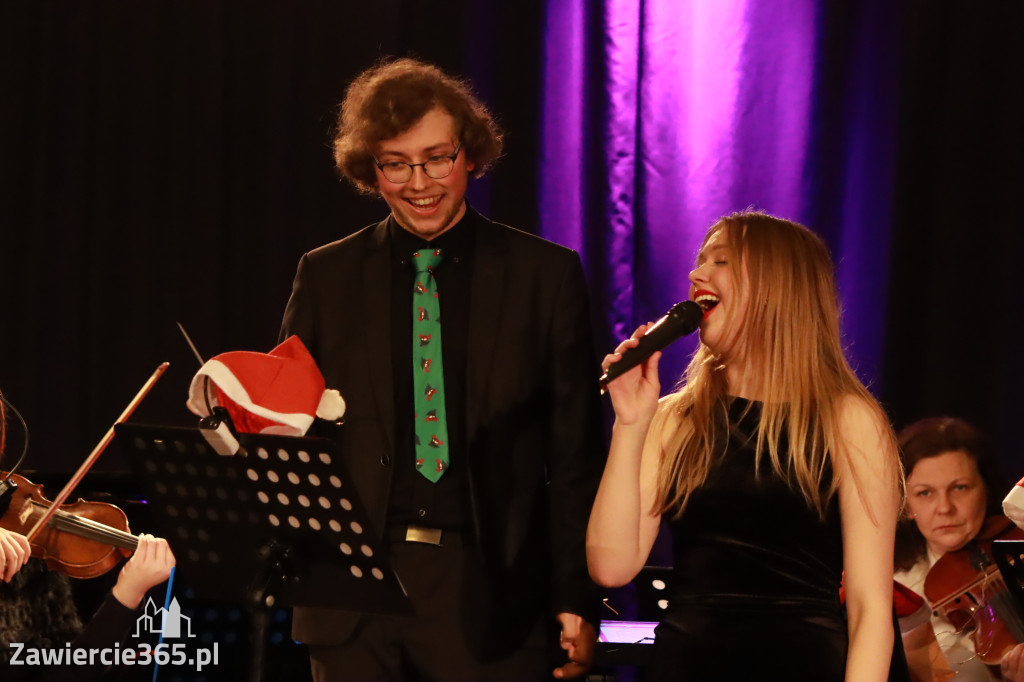 Fotorelacja: Koncert Filharmonia Jurajska  Świąteczne Opowieści.