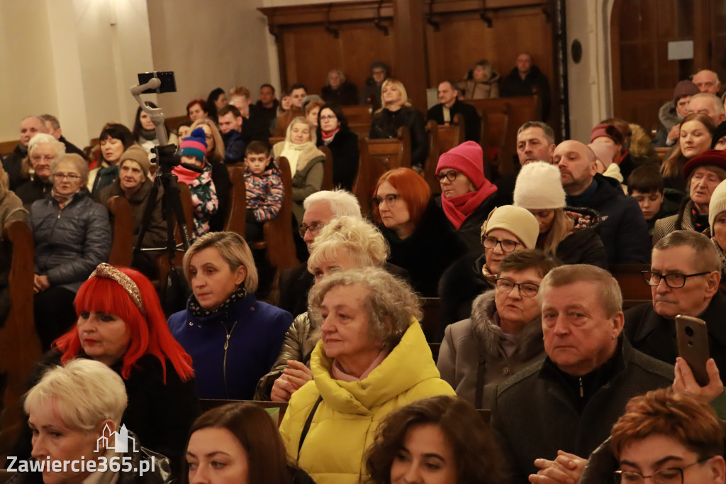  Fotorelacja: Koncert Kolęd w Kroczycach.