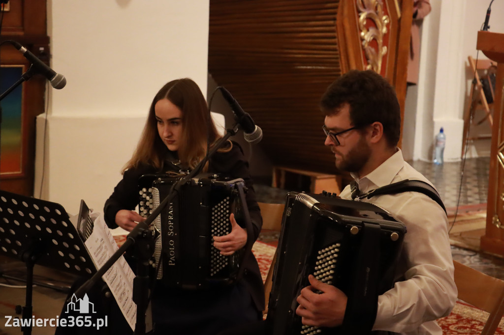  Fotorelacja: Koncert Kolęd w Kroczycach.