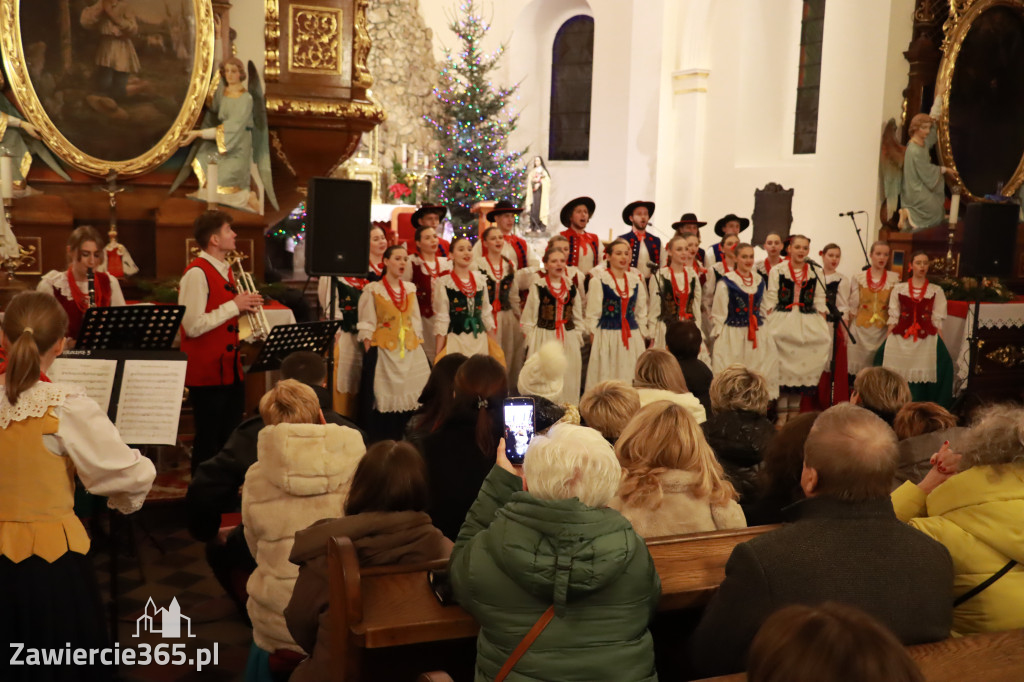  Fotorelacja: Koncert Kolęd w Kroczycach.