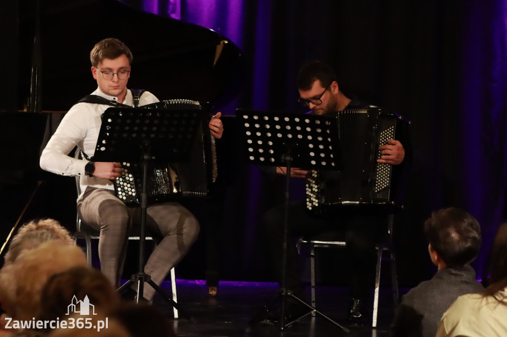 Fotorelacja: POCZTÓWKA Z PARYŻA Koncert Filharmonia Jurajska