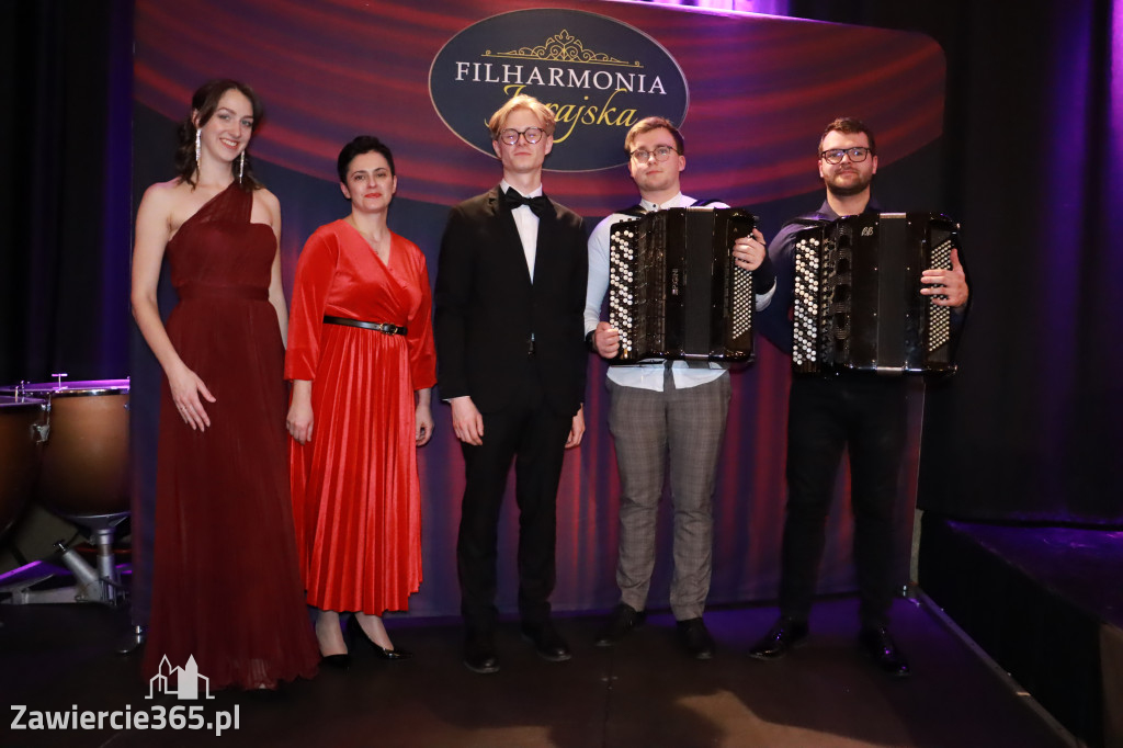 Fotorelacja: POCZTÓWKA Z PARYŻA Koncert Filharmonia Jurajska