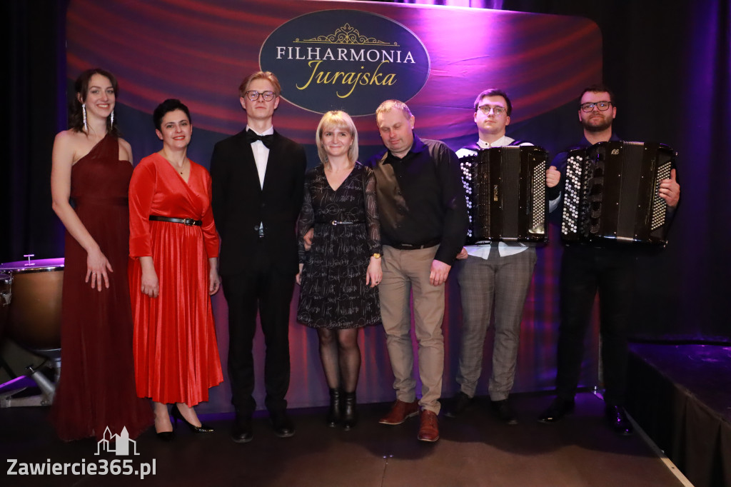 Fotorelacja: POCZTÓWKA Z PARYŻA Koncert Filharmonia Jurajska