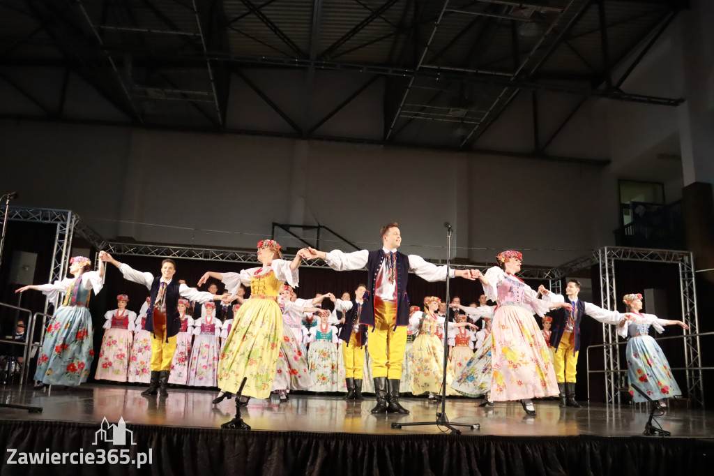 Fotorelacja I: Zespół Pieśni i Tańca Śląsk w Łzach.