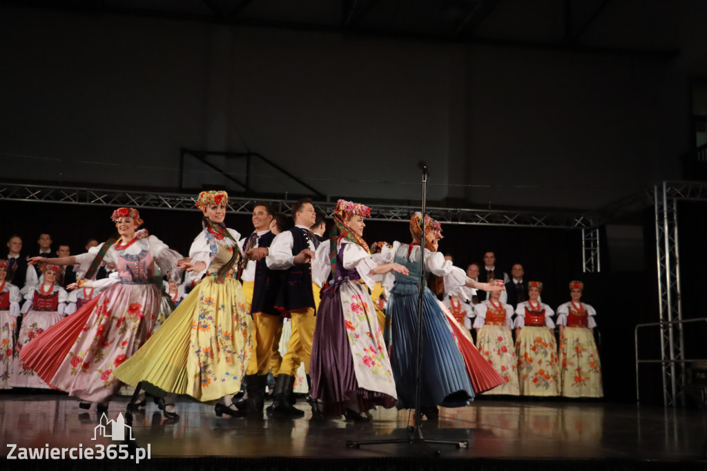 Fotorelacja I: Zespół Pieśni i Tańca Śląsk w Łzach.