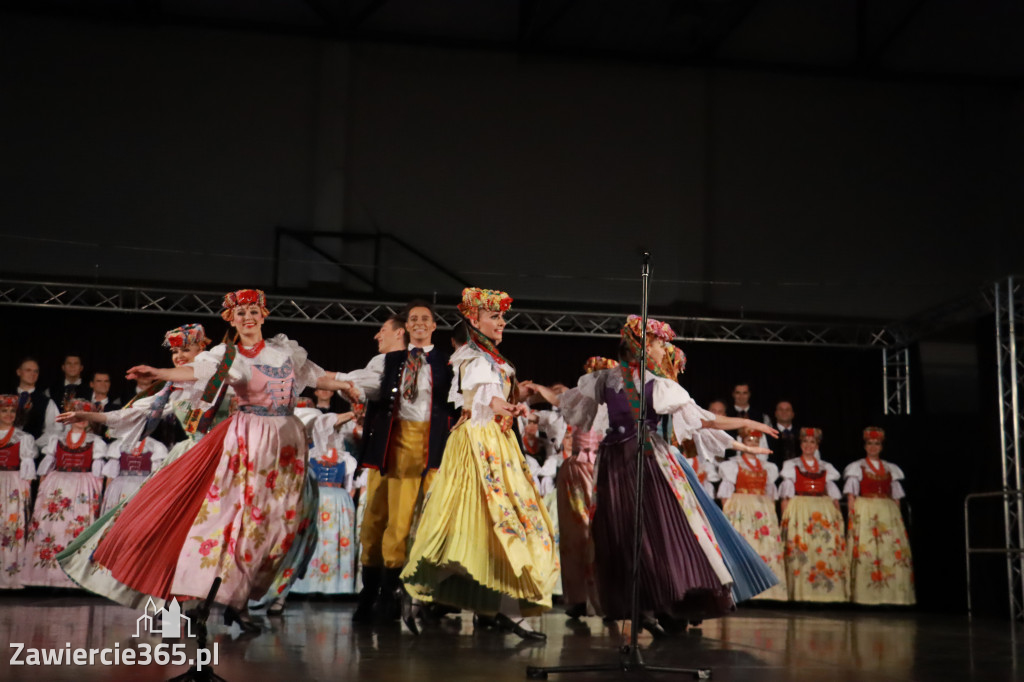 Fotorelacja I: Zespół Pieśni i Tańca Śląsk w Łzach.