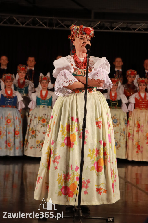 Fotorelacja I: Zespół Pieśni i Tańca Śląsk w Łzach.