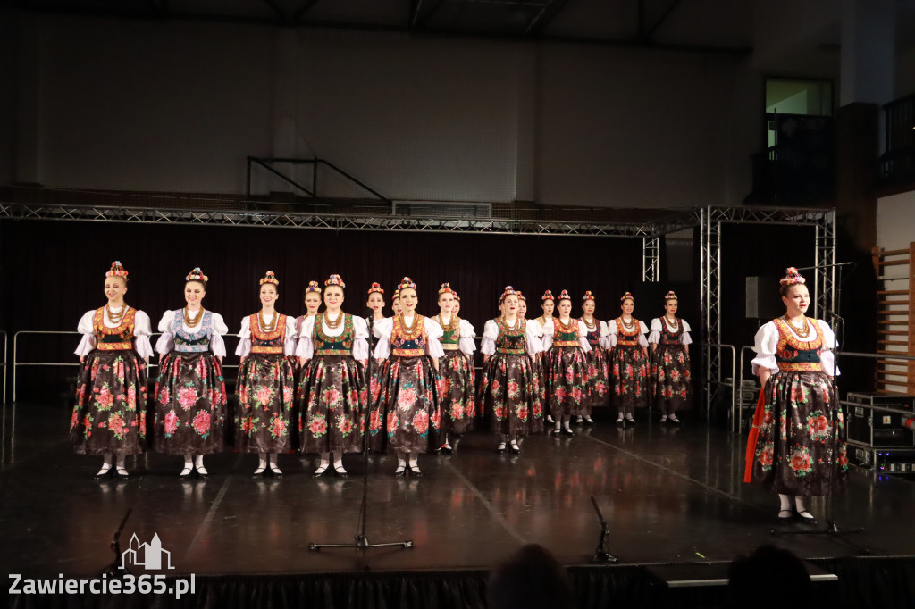 Fotorelacja I: Zespół Pieśni i Tańca Śląsk w Łzach.