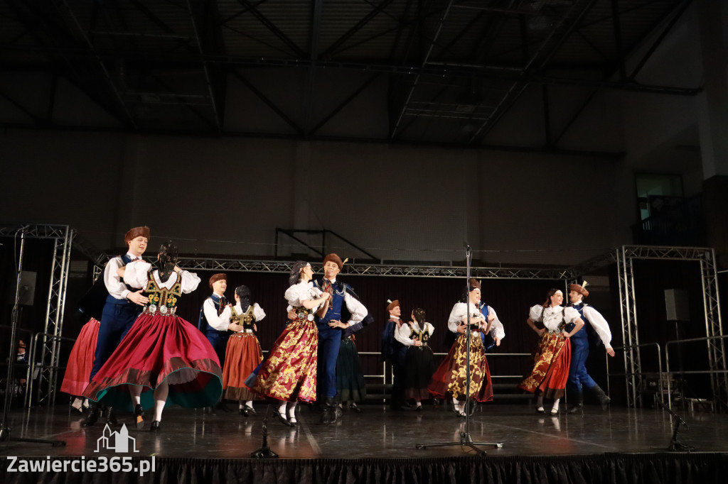 Fotorelacja I: Zespół Pieśni i Tańca Śląsk w Łzach.