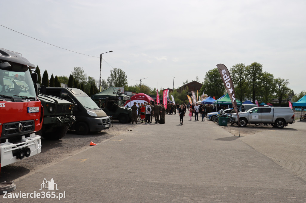 Fotorelacja Łazy: spacer z Burmistrzem Maciejem Kaczyńskim