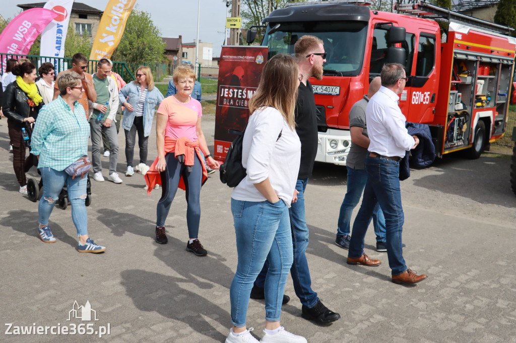 Fotorelacja Łazy: spacer z Burmistrzem Maciejem Kaczyńskim