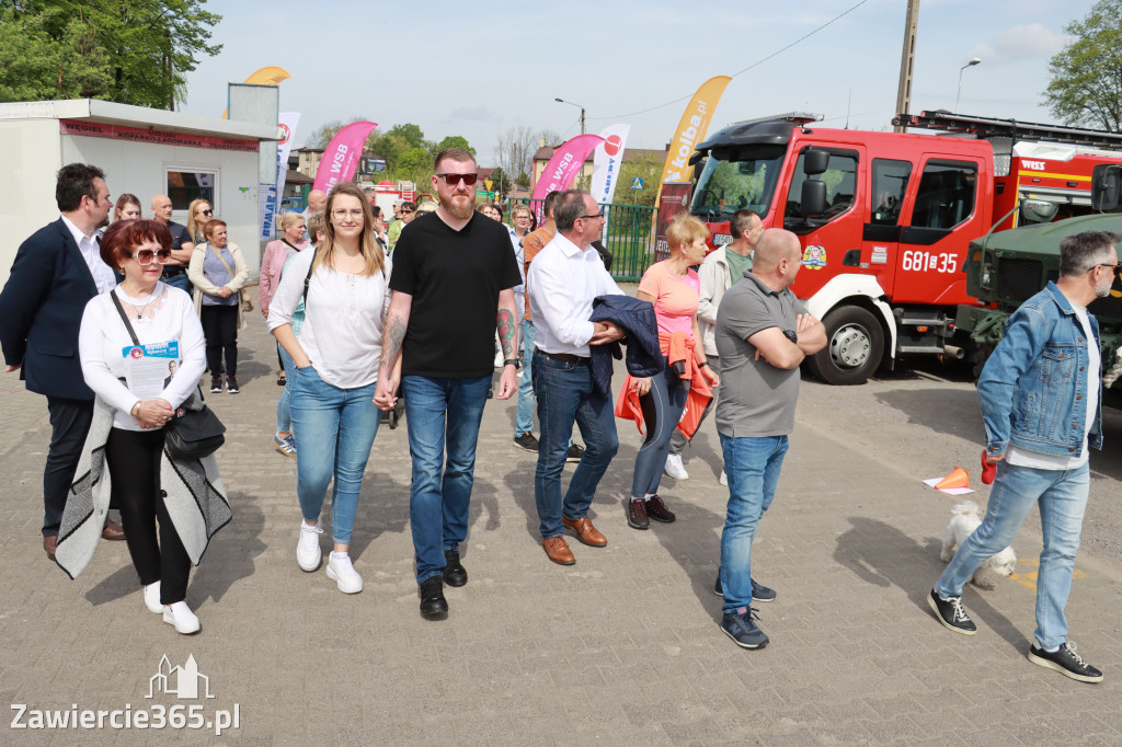 Fotorelacja Łazy: spacer z Burmistrzem Maciejem Kaczyńskim