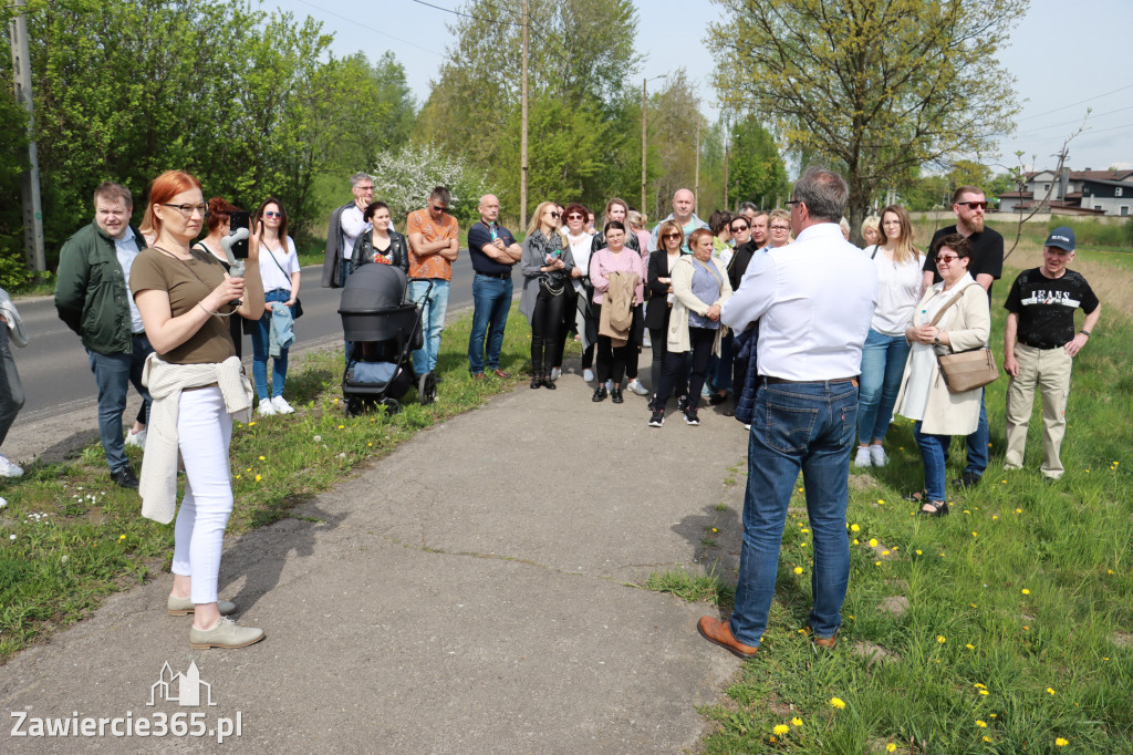 Fotorelacja Łazy: spacer z Burmistrzem Maciejem Kaczyńskim