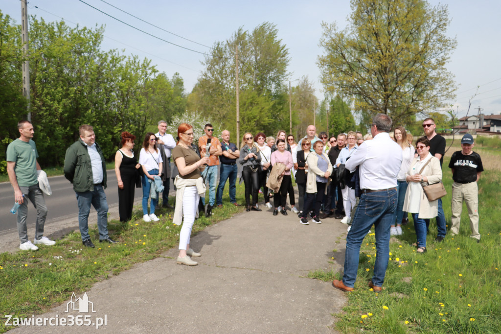 Fotorelacja Łazy: spacer z Burmistrzem Maciejem Kaczyńskim