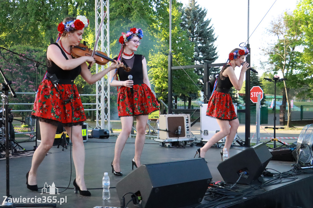 Fotorelacja Zawiercie: Izabela Grzyb, Trio Retro, Słowianki