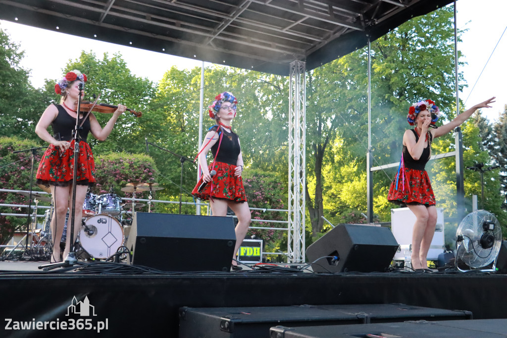 Fotorelacja Zawiercie: Izabela Grzyb, Trio Retro, Słowianki