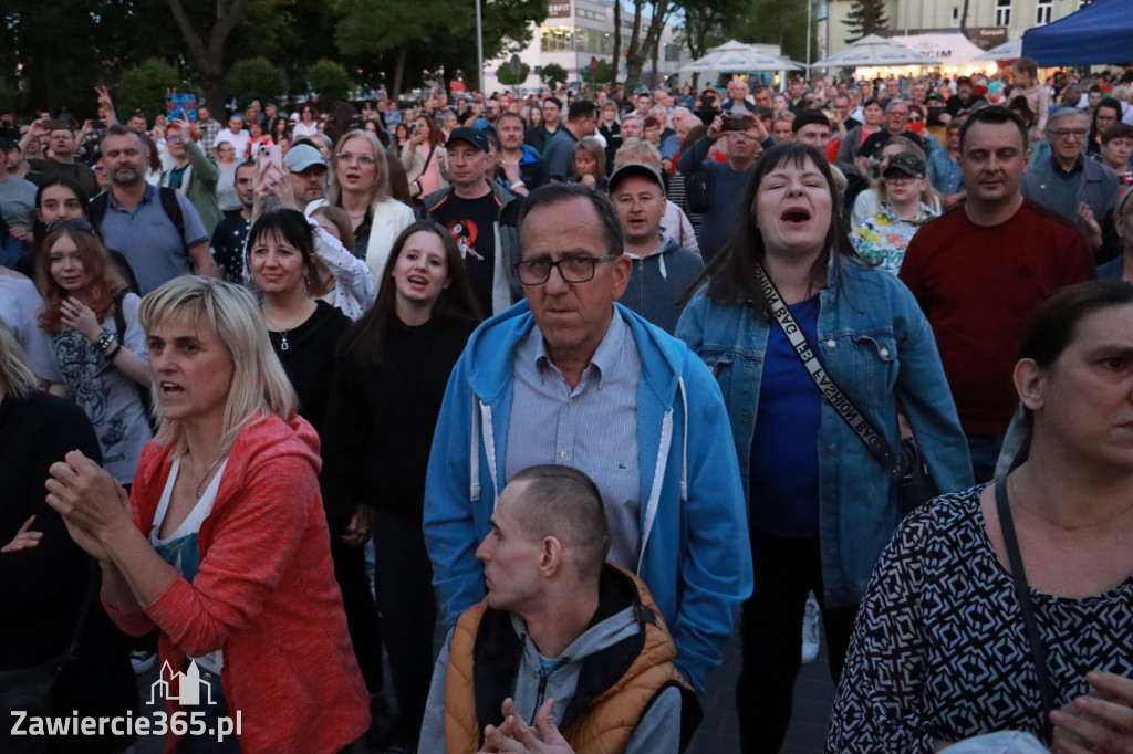 Fotorelacja: Zawierciańska Majówka i CHŁOPCY Z PLACU BRONI