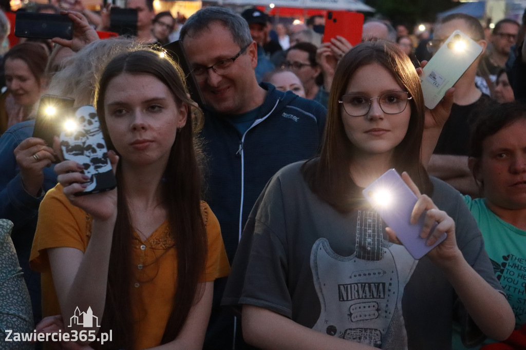 Fotorelacja: Zawierciańska Majówka i CHŁOPCY Z PLACU BRONI
