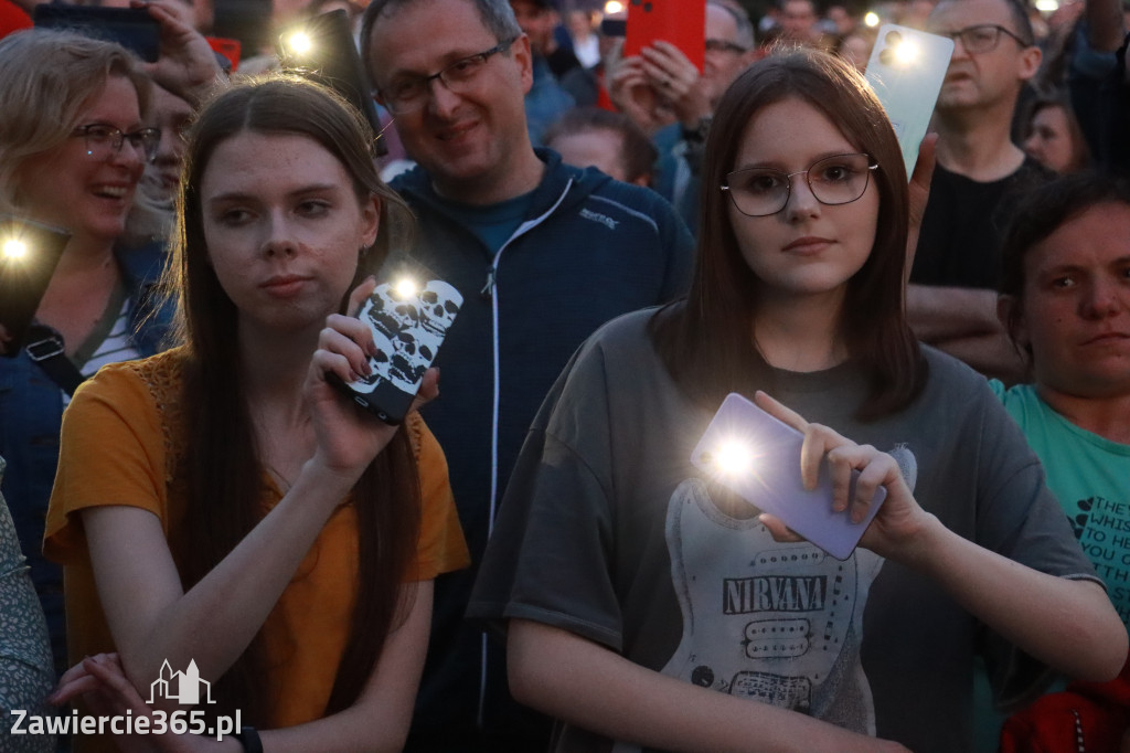 Fotorelacja: Zawierciańska Majówka i CHŁOPCY Z PLACU BRONI