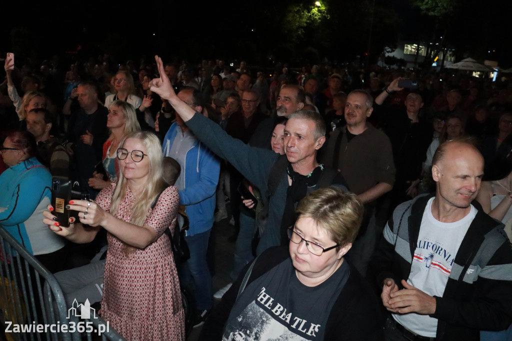 Fotorelacja: Zawierciańska Majówka i CHŁOPCY Z PLACU BRONI