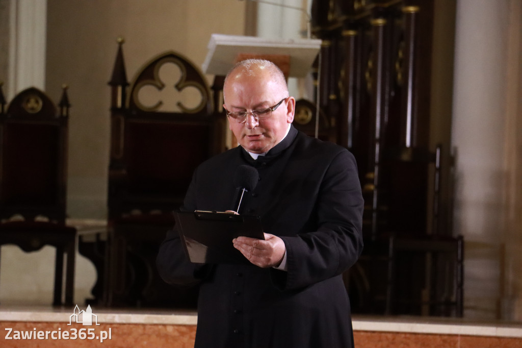 Fotorelacja Koncert Patriotyczno-Religijny w Zawierciu.