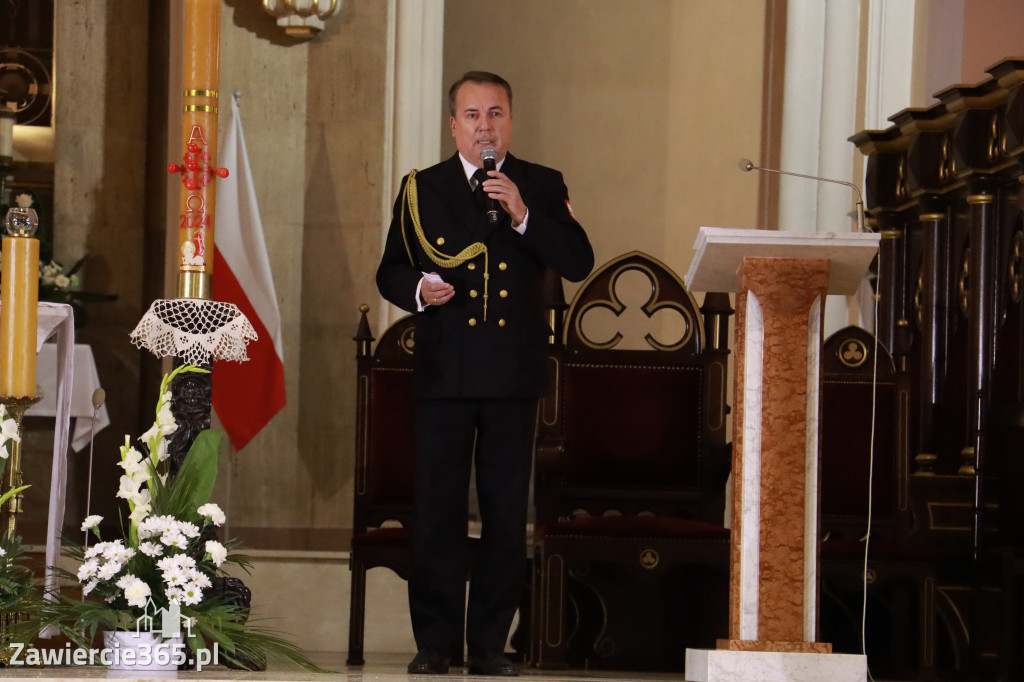Fotorelacja Koncert Patriotyczno-Religijny w Zawierciu.