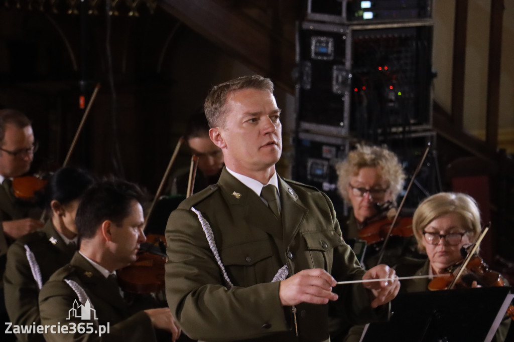 Fotorelacja Koncert Patriotyczno-Religijny w Zawierciu.