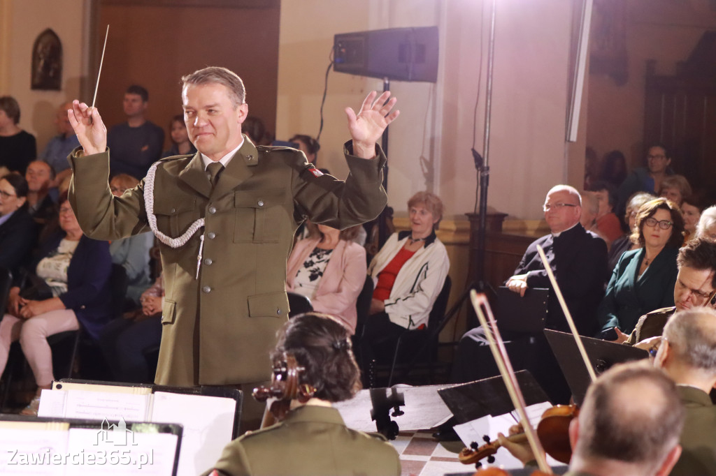 Fotorelacja Koncert Patriotyczno-Religijny w Zawierciu.