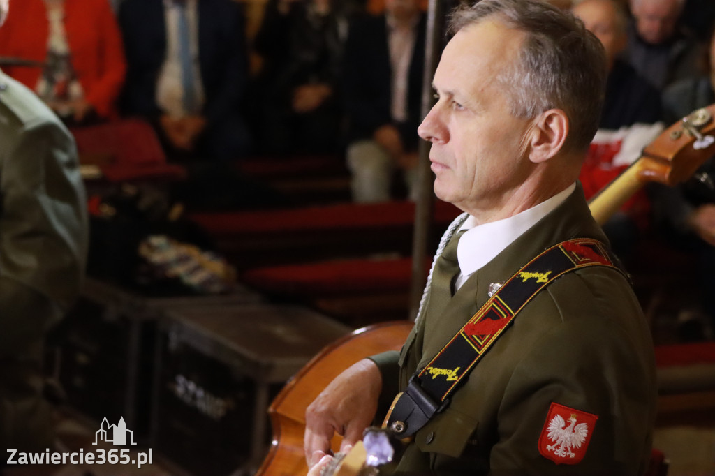 Fotorelacja Koncert Patriotyczno-Religijny w Zawierciu.