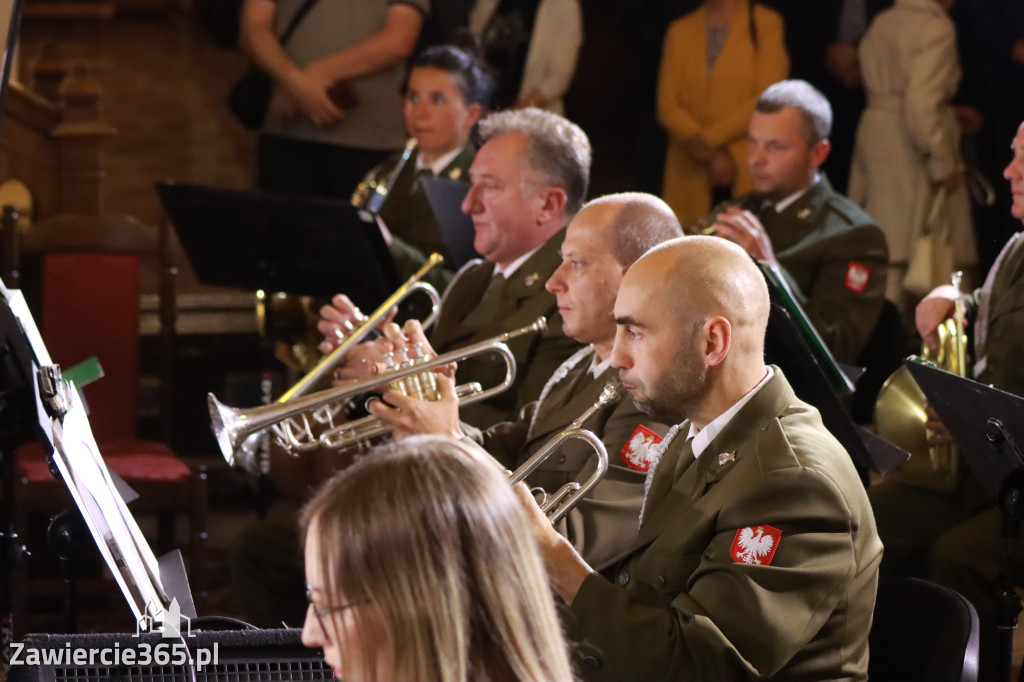 Fotorelacja Koncert Patriotyczno-Religijny w Zawierciu.