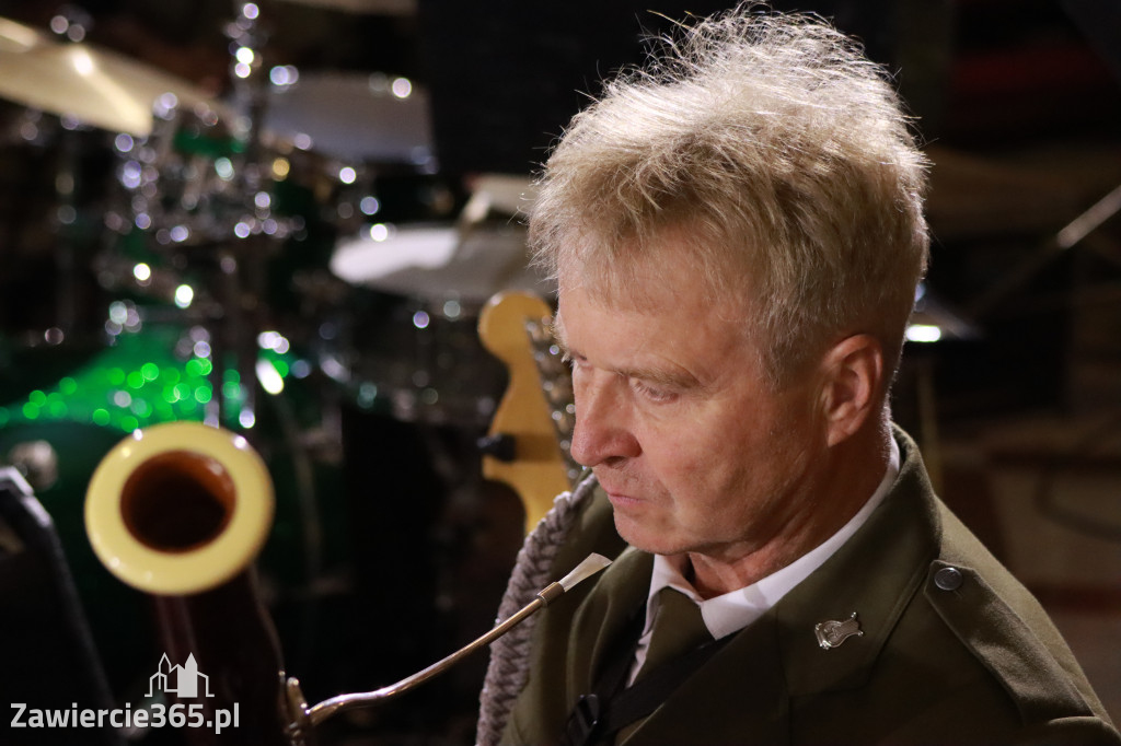 Fotorelacja Koncert Patriotyczno-Religijny w Zawierciu.