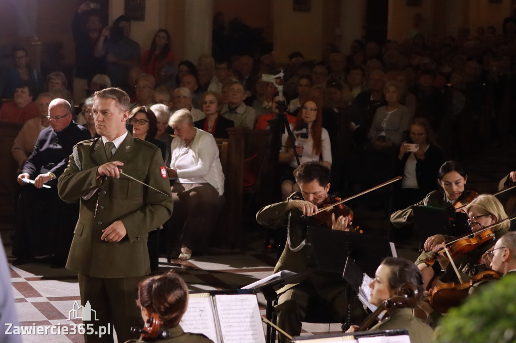 Fotorelacja Koncert Patriotyczno-Religijny w Zawierciu.
