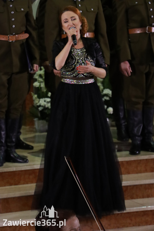 Fotorelacja Koncert Patriotyczno-Religijny w Zawierciu.