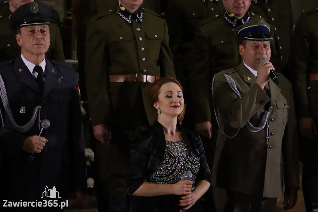 Fotorelacja Koncert Patriotyczno-Religijny w Zawierciu.