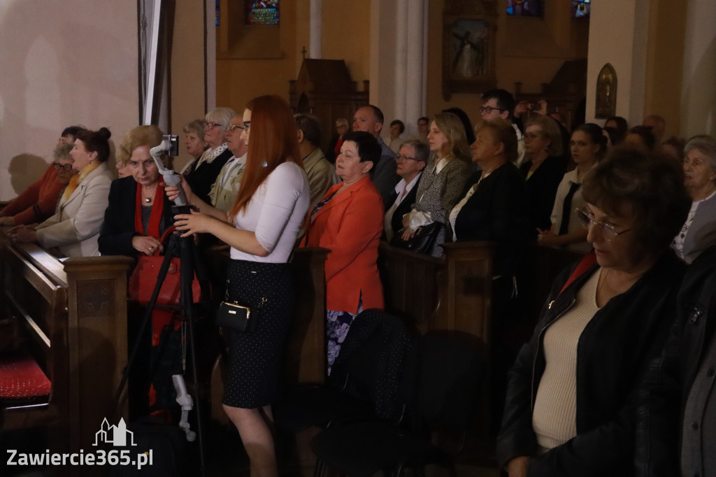 Fotorelacja Koncert Patriotyczno-Religijny w Zawierciu.