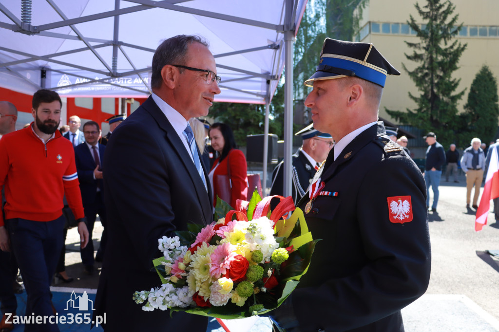 Fotorelacja: Powiatowe obchody Dnia Strażaka w Zawierciu