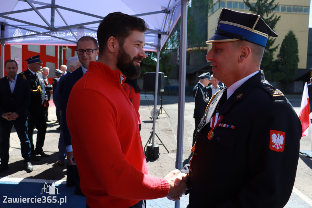 Fotorelacja: Powiatowe obchody Dnia Strażaka w Zawierciu