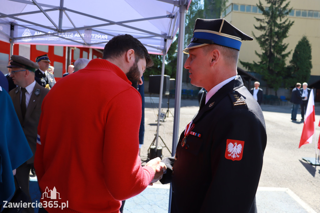 Fotorelacja: Powiatowe obchody Dnia Strażaka w Zawierciu