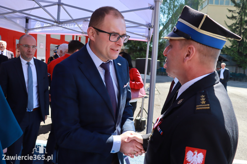 Fotorelacja: Powiatowe obchody Dnia Strażaka w Zawierciu